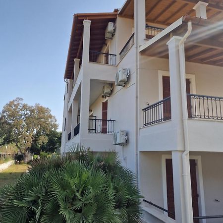 Casa Alema Verde Ipsos Bagian luar foto