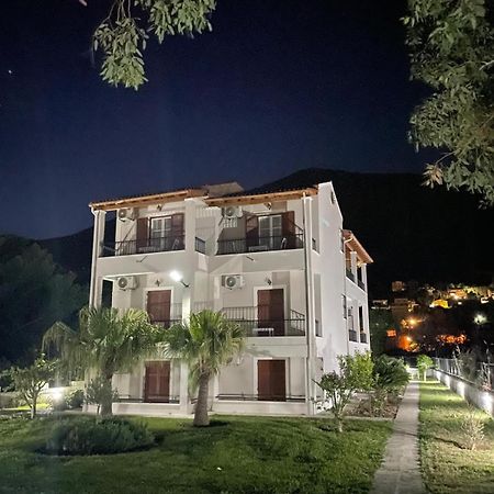 Casa Alema Verde Ipsos Bagian luar foto