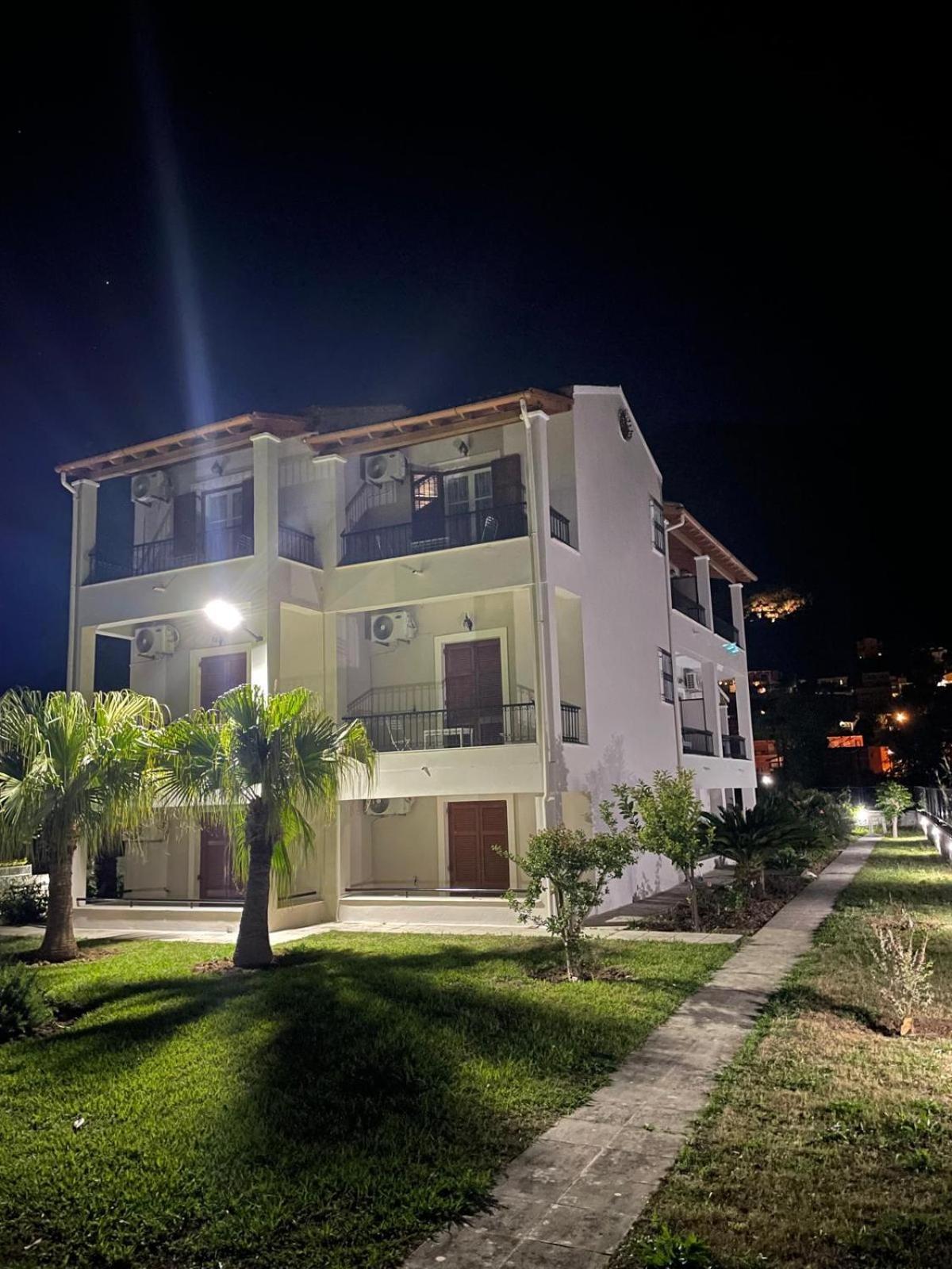Casa Alema Verde Ipsos Bagian luar foto